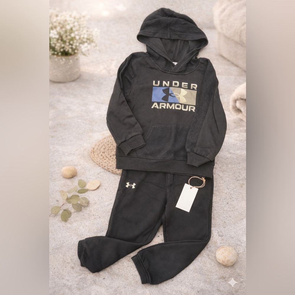Comfy kids sports set Under Armour Navy Blue Hoodie and Pants Set 4T